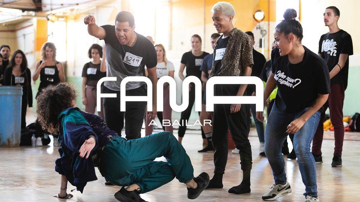 Ruth Prim junto a los aspirantes del casting de 'Fama a bailar'