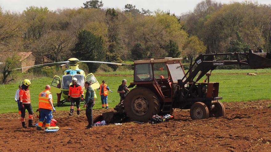 Tractores antiguos y despistes: las claves de los accidentes con maquinaria agrícola