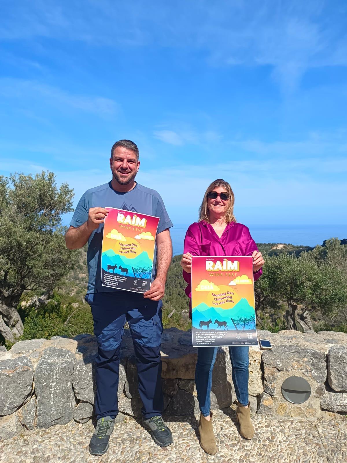 Lluis Apesteguia y Magdalena Mesquida.