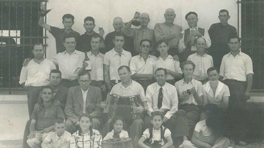 Imagen de algunos de los integrantes de la familia Beltrán hace 100 años.