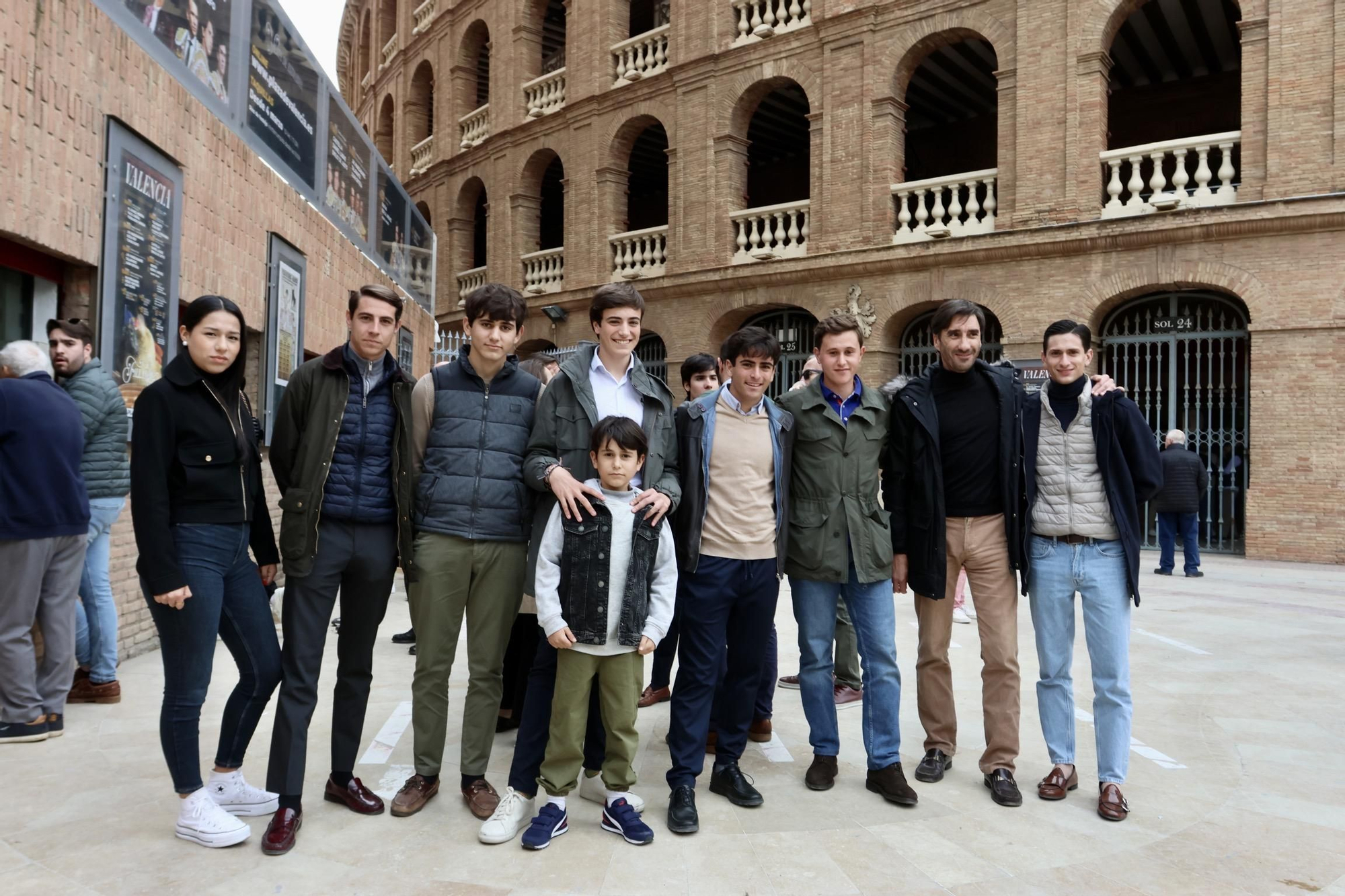 Javier Cuartero brilla en València y marca la diferencia en el cierre del ciclo de novilleros de la Feria de Fallas