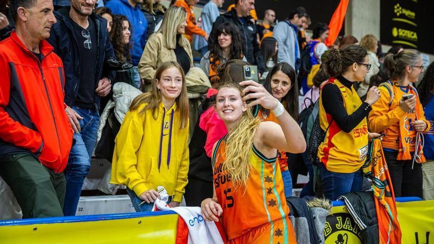 Lauren Cox, MVP de la jornada con 38 de valoración