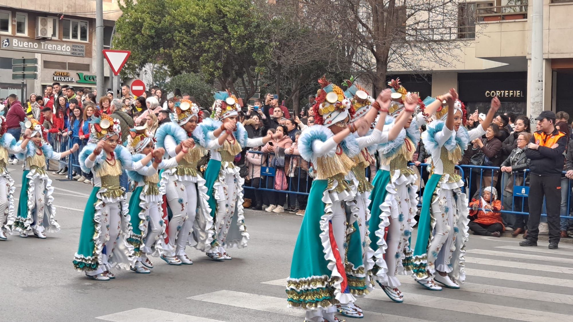 GALERÍA | El desfile infantil del Carnaval de Badajoz, en imágenes