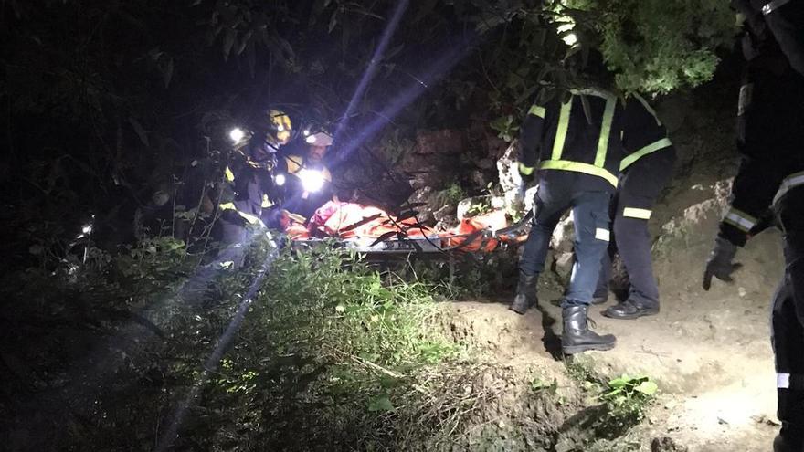 Rescate de una mujer en el barranco de Azuaje