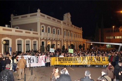 Manifestación a favor del soterramiento