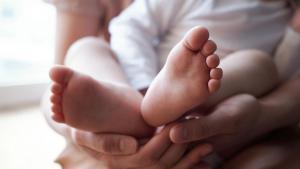 França canvia les normes: permetrà inscriure noms catalans amb accents com Martí, Núria o Mònica