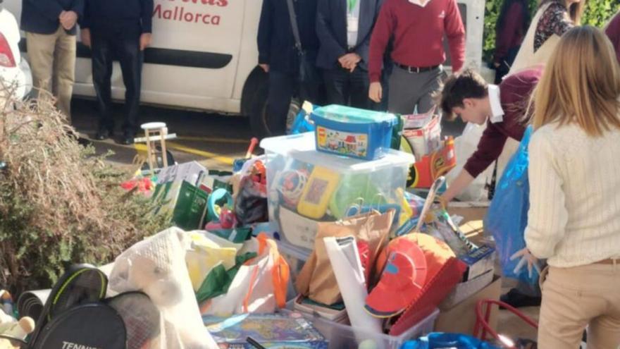 Gran donación  de juguetes a Cáritas Mallorca