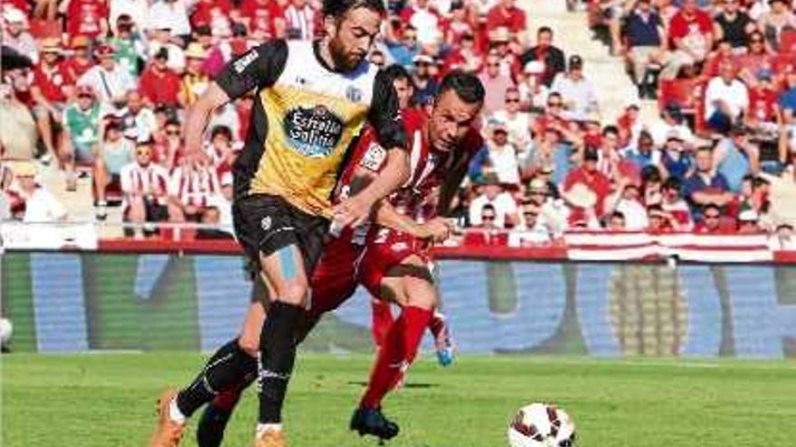 Eloi persegueix Borja Gómez, ara a l&#039;Oviedo, un dels jugadors del Lugo que es va riure del no ascens del Girona.