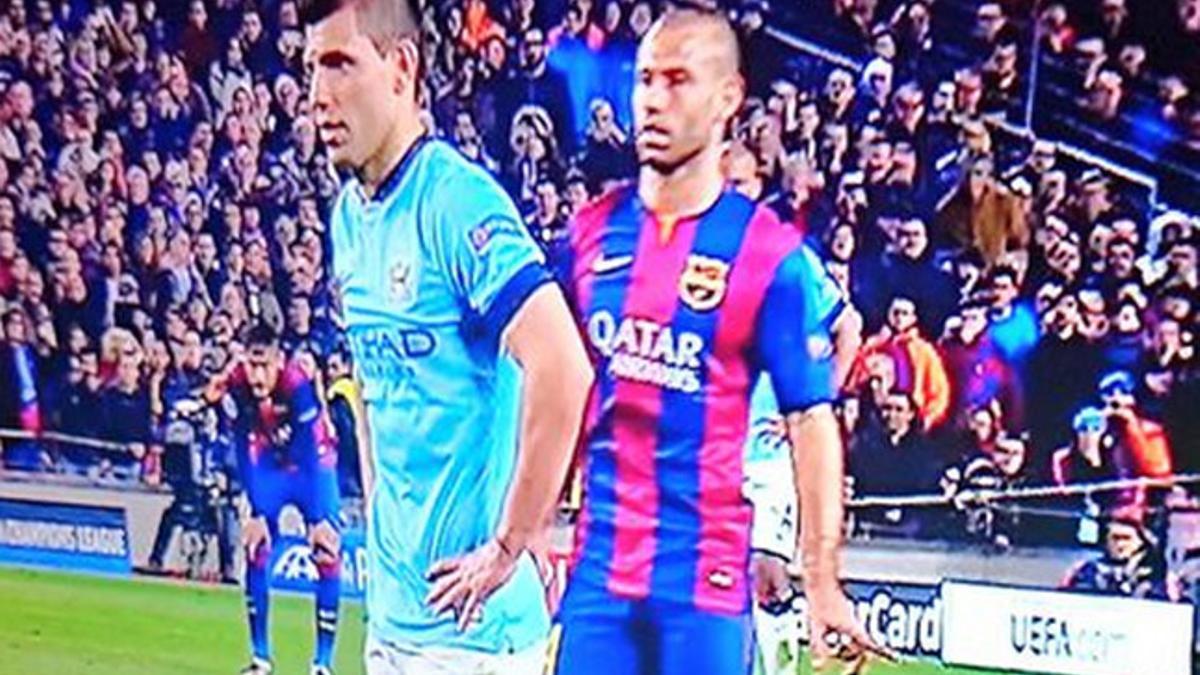 Mascherano, en el momento del penalti de Agüero