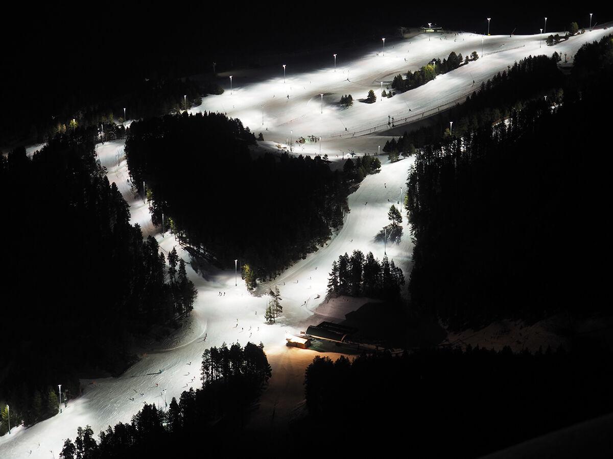 Masella allarga una setmana l' esquí nocturn. Pistes d'Esquí
