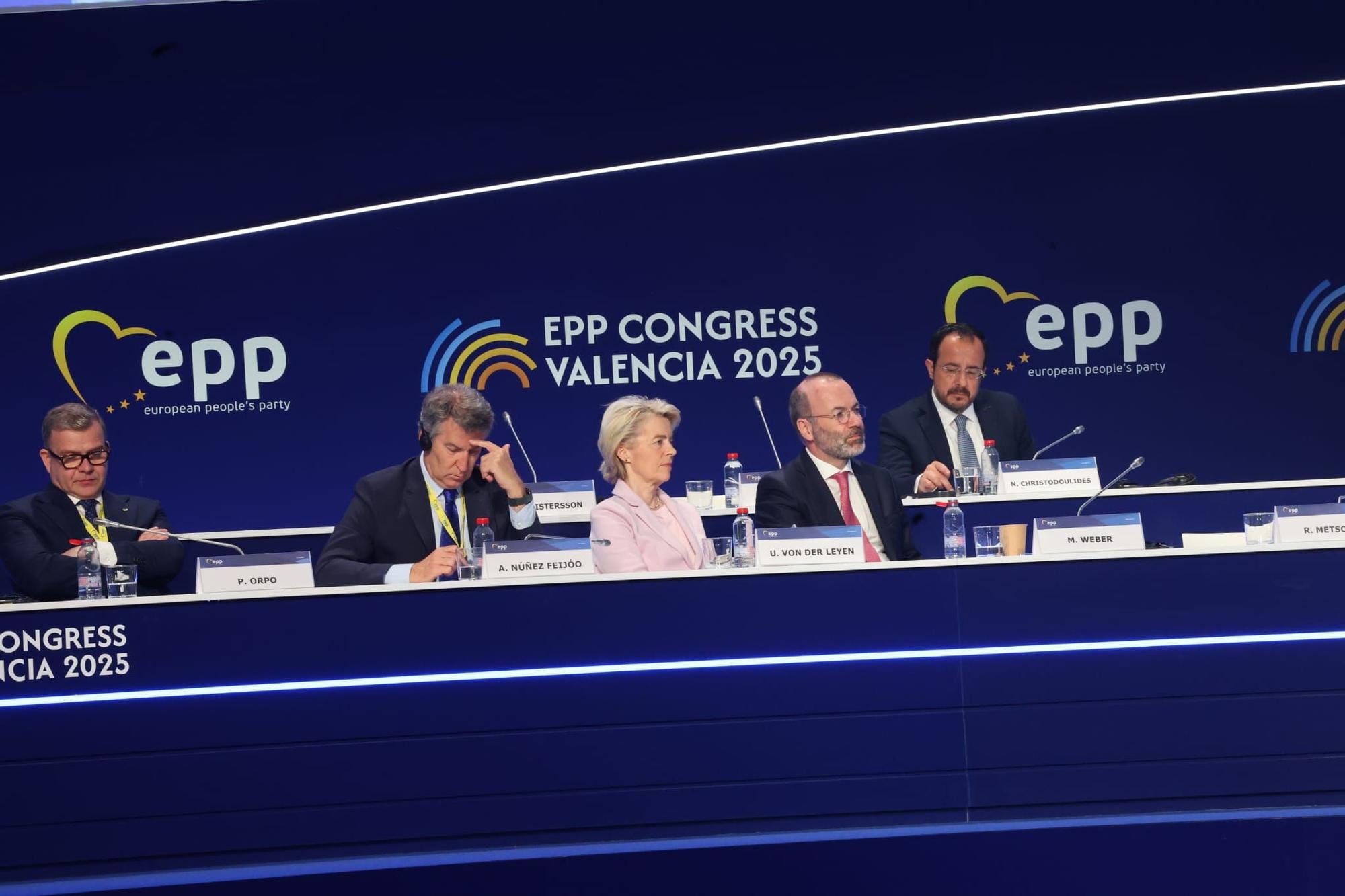 Todas las fotos de la segunda jornada del congreso del PP europeo en València