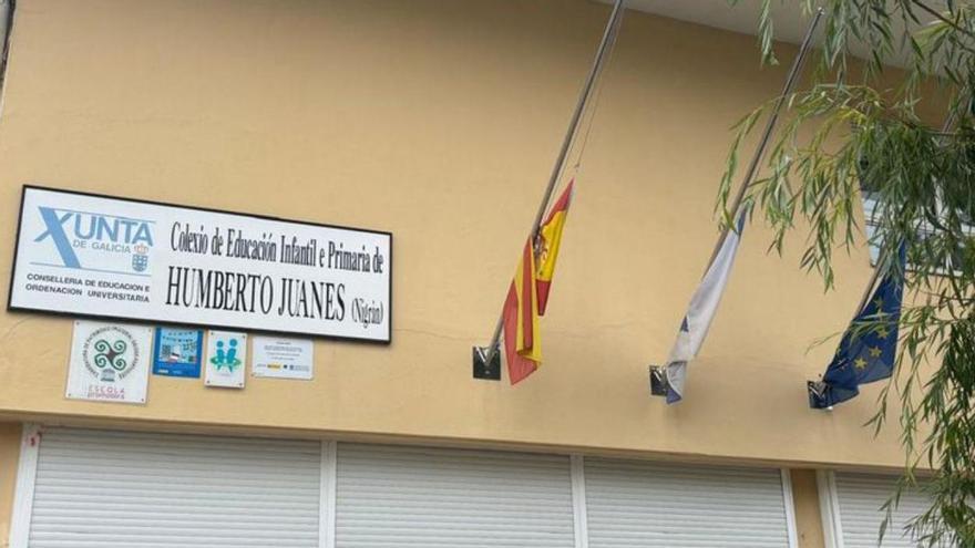 Las banderas denunciadas en el Humberto Juanes.