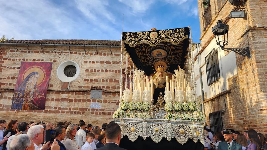 La Virgen de los Dolores de El Carpio celebra su 75 aniversario con una procesión