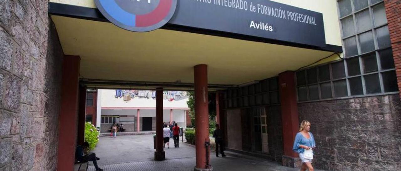 Entrada del Centro Integrado de Formación Profesional de Avilés.