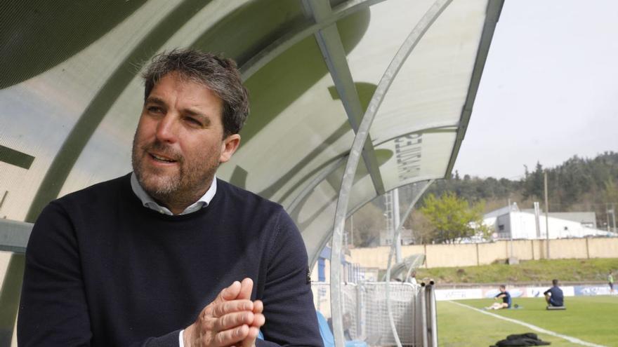 Asier Goiria, director deportivo del Amorebieta, en Urritxe. | Fernando Rodríguez