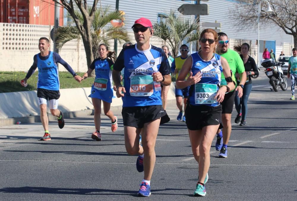 Más de 7.000 atletas tomaron la salida en una prueba que gozó de unas buenas condiciones para correr y que acabó encumbrando, de nuevo, al corredor del club Cueva de Nerja Abdelhadi El Mouaziz