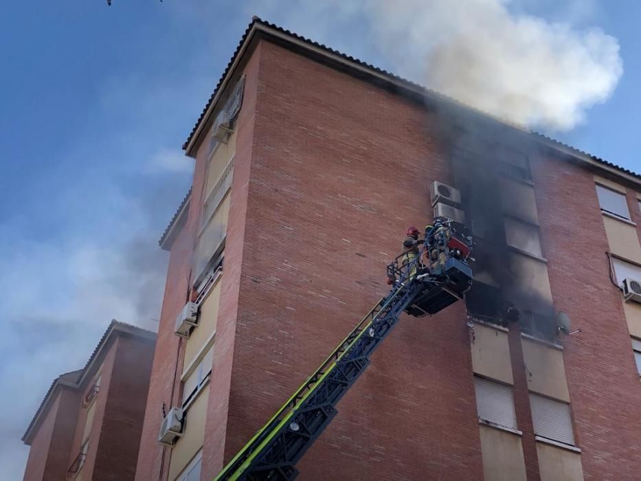 Desalojan un edificio de siete plantas