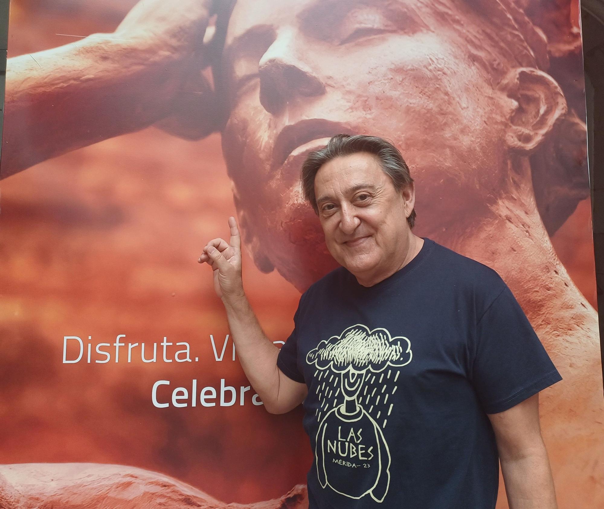 El actor Mariano Peña en la presentación de 'Las nubes', en Mérida.