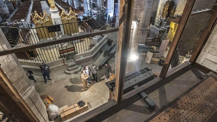 Vista de la basílica des de l&#039;interior buit de l&#039;orgue |