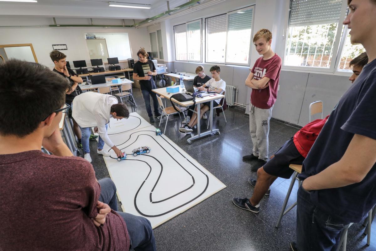 Los estudios de Formación Profesional son cada vez una salida por la que optan más jóvenes como puerta de acceso al mercado laboral.