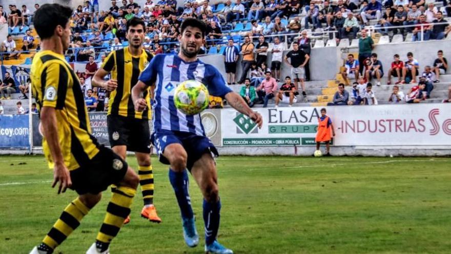 El Collao acoge este domingo un duelo marcado por el gol