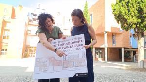 La concejal de Vivienda de Reus, Anabel Martínez, y la alcadesa Sandra Guaita, presentando la promoción de alquiler asequible en el Barri Gaudí.