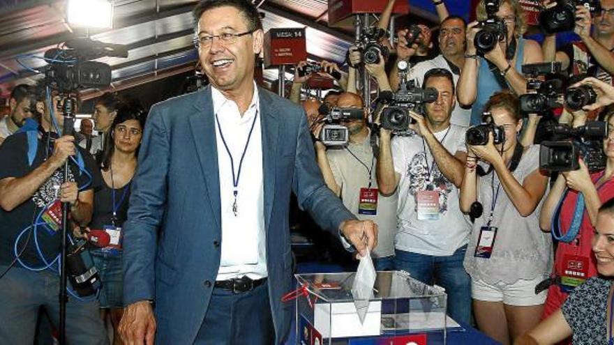 Bartomeu afegeix al triplet una victòria electoral incontestable