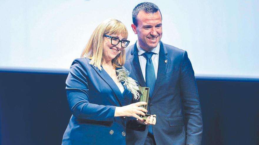«Nuestros centros educativos son la base fundamental de las sociedades musicales»