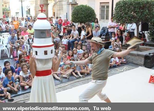 GALERÍA DE FOTOS - ‘Regreso a la ciudad’ saca el espectáculo a las calles de Castellón