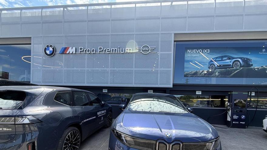 El nuevo BMW iX3 debuta en Palma tras coronarse como Coche del Año en el Mundo