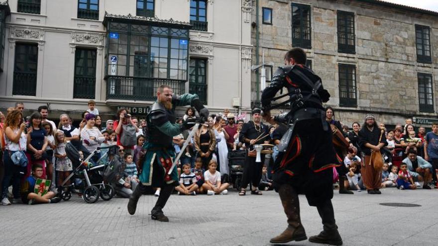 Duelo entre dos caballeros, ayer en la Peregrina.   | // GUSTAVO SANTOS