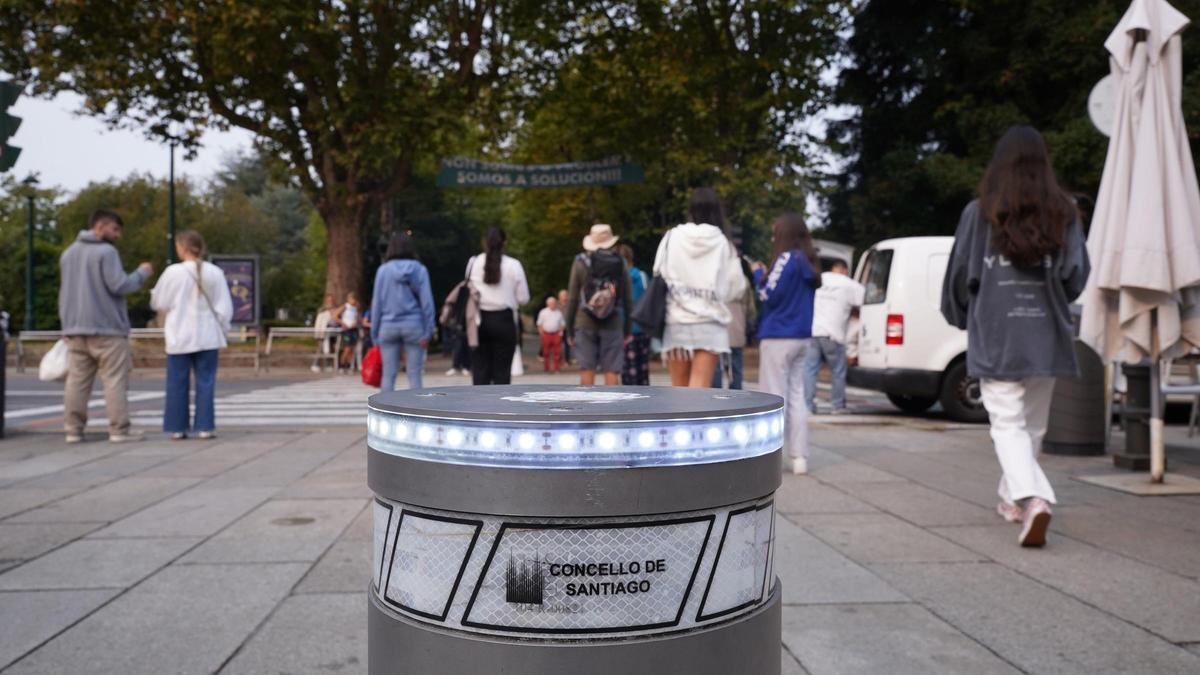 Un bolardo inteligente en el acceso de Porta Faxeira