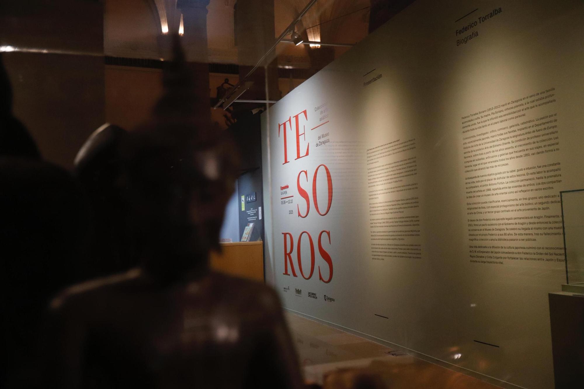 En imágenes | La Lonja expone los tesoros asiáticos del Museo de Zaragoza