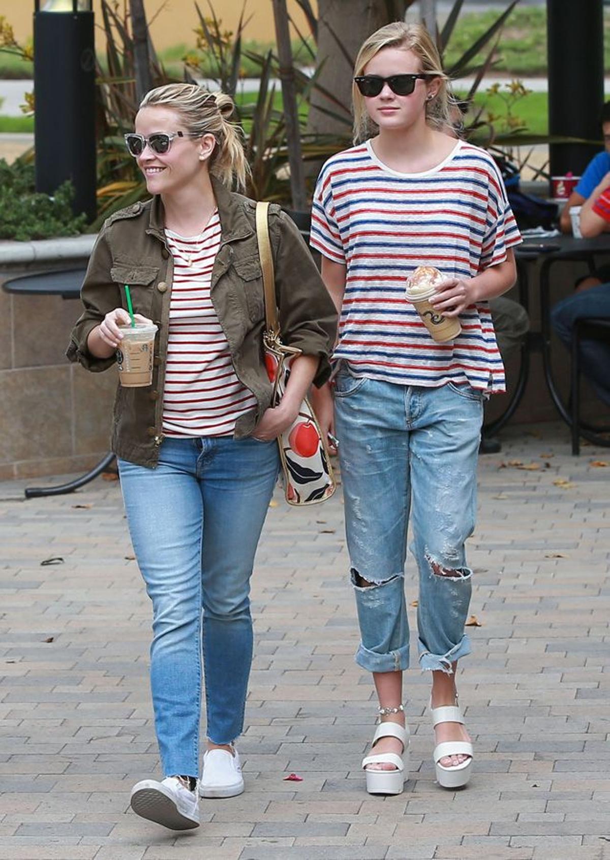 Reese Witherspoon y Ava Philippe