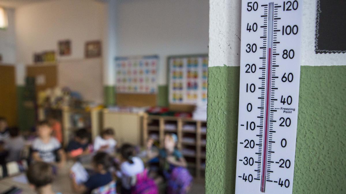 La mayoría de los centros educativos necesitan mejoras en climatización.