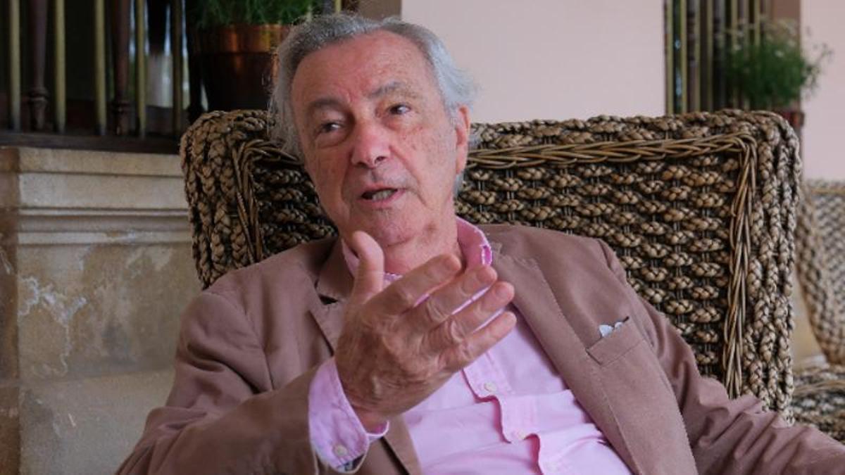 El diplomático y exdirector del CNI, Jorge Dezcallar, durante la entrevista.