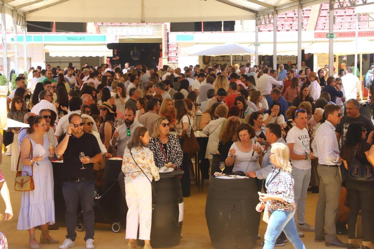 Afluencia de público en la sesión de clausura de la 38 Cata del Vino Montilla-Moriles.