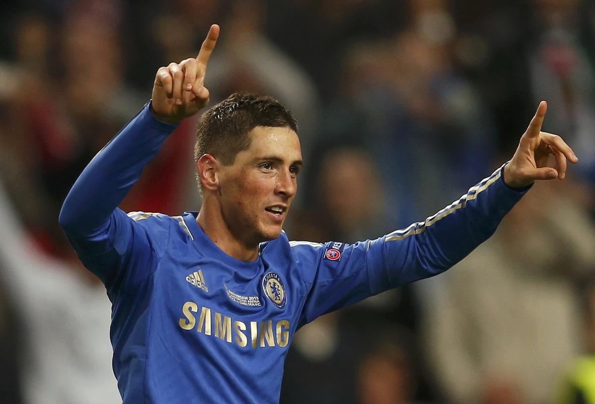 Fernando Torres celebrando tras marcar un gol con el Chelsea.