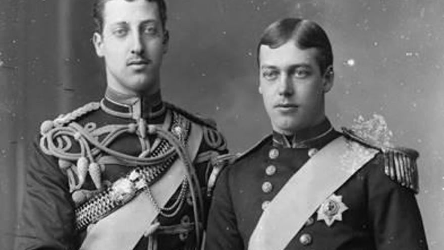 Los príncipes Alberto y Jorge, hijos de Eduardo VII.