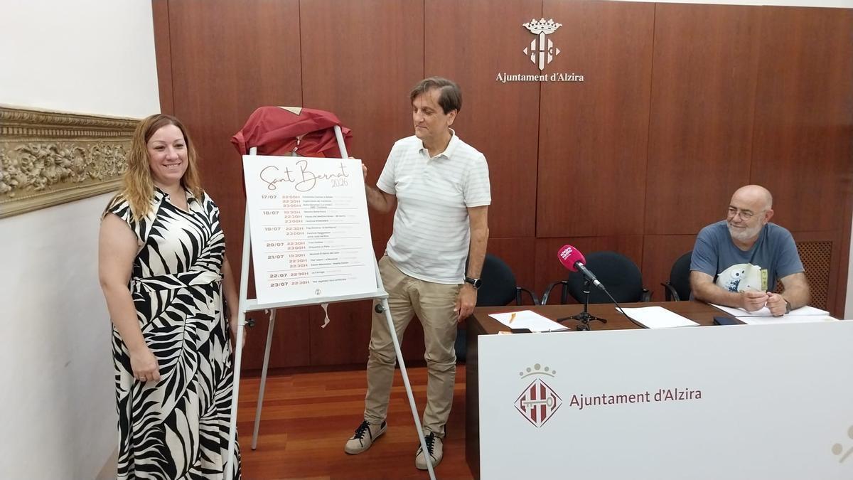 Gemma Alós y  Alfons Domínguez destaban el cartel. A la derecha, Jordi Verdú.