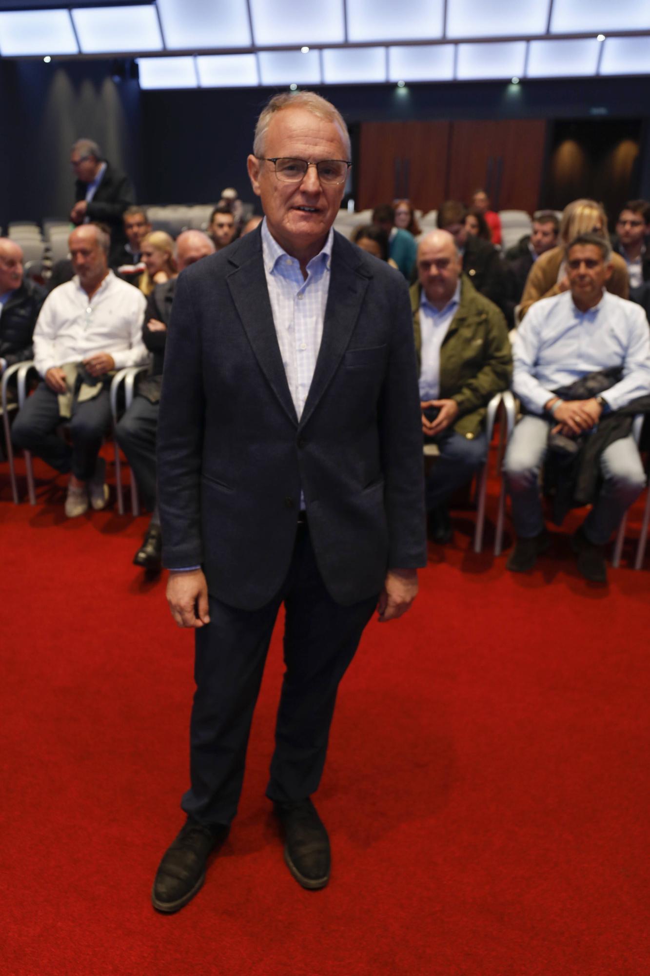 EN IMÁGENES: Así fue la participación  de Diego Canga en los encuentros electorales que organiza LA NUEVA ESPAÑA