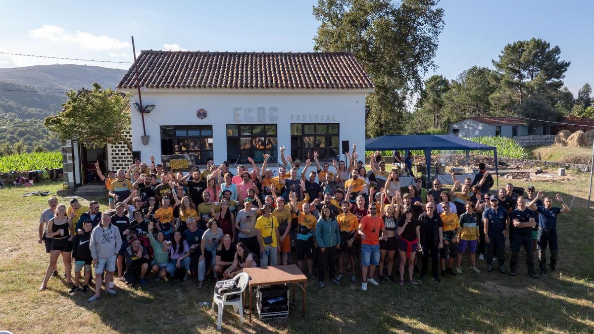 La delegación sobrarbense acudió el pasado año al Festival Vallis de barranquismo que organiza en Arouca su club hermano portugués.