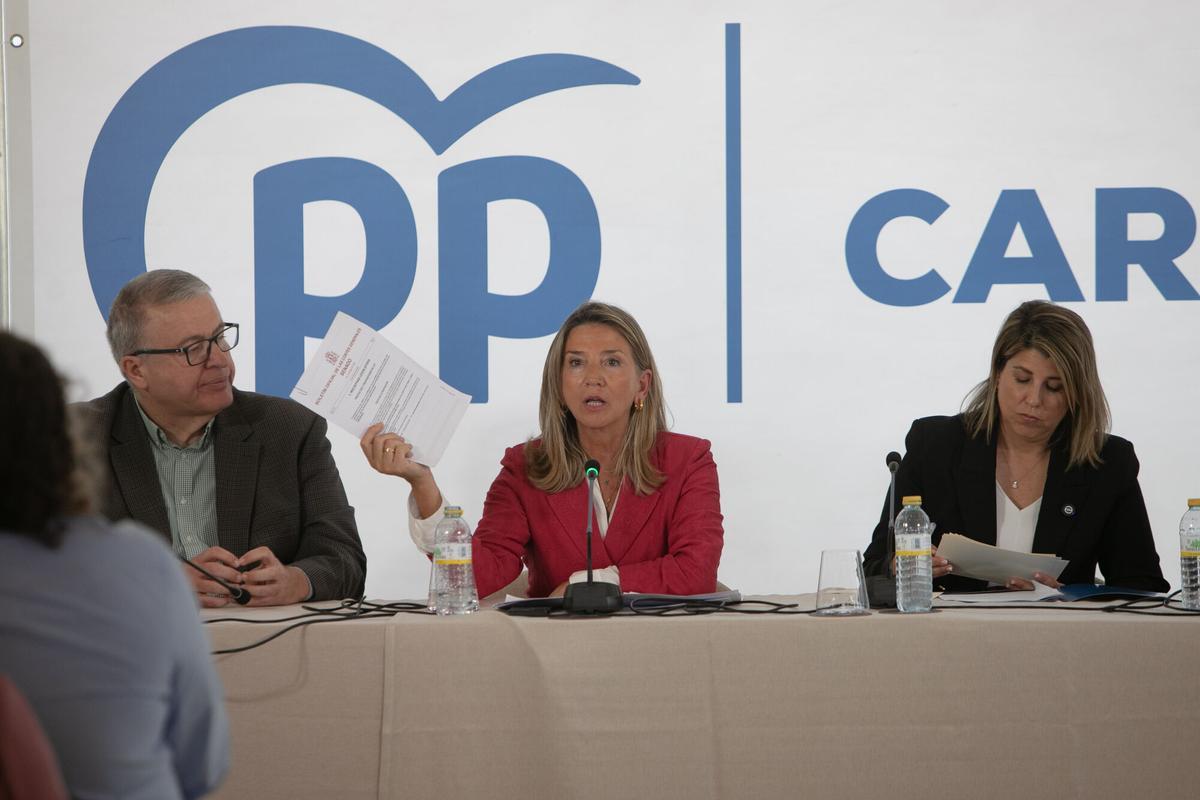 Encuentro del PP con afectados por la Ley de Costas en Cartagena