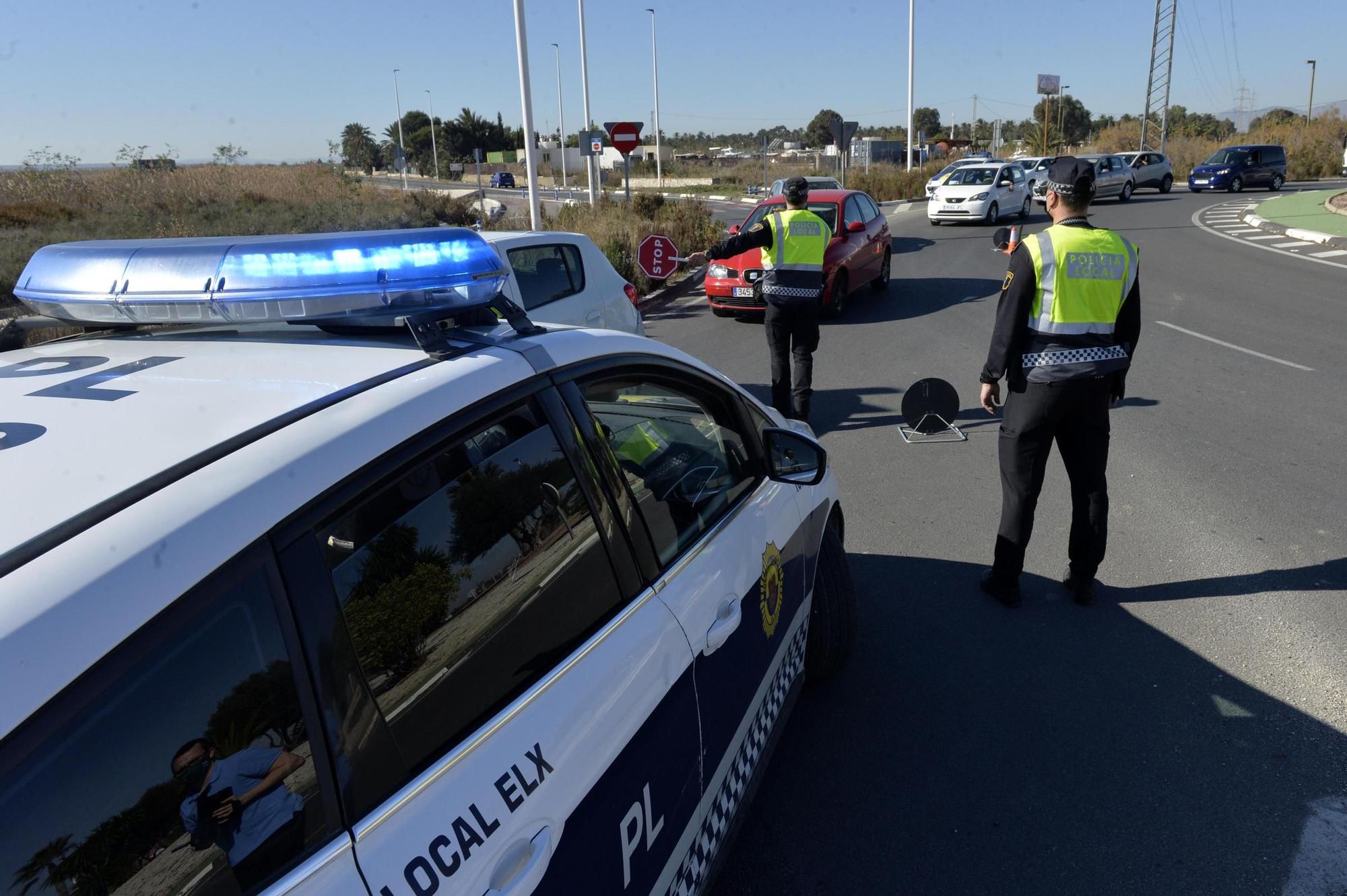 La Policía Local de Elche impone 75 sanciones por incumplir el cierre perimetral