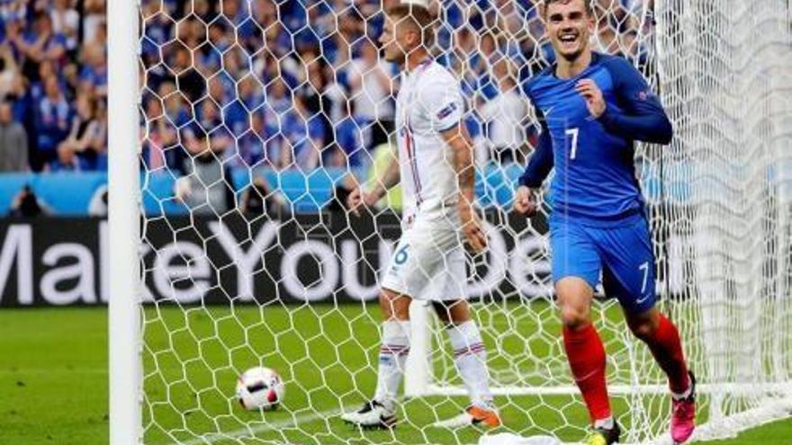 Francia entierra el sueño islandés y jugará la semifinal con Alemania (5-2)