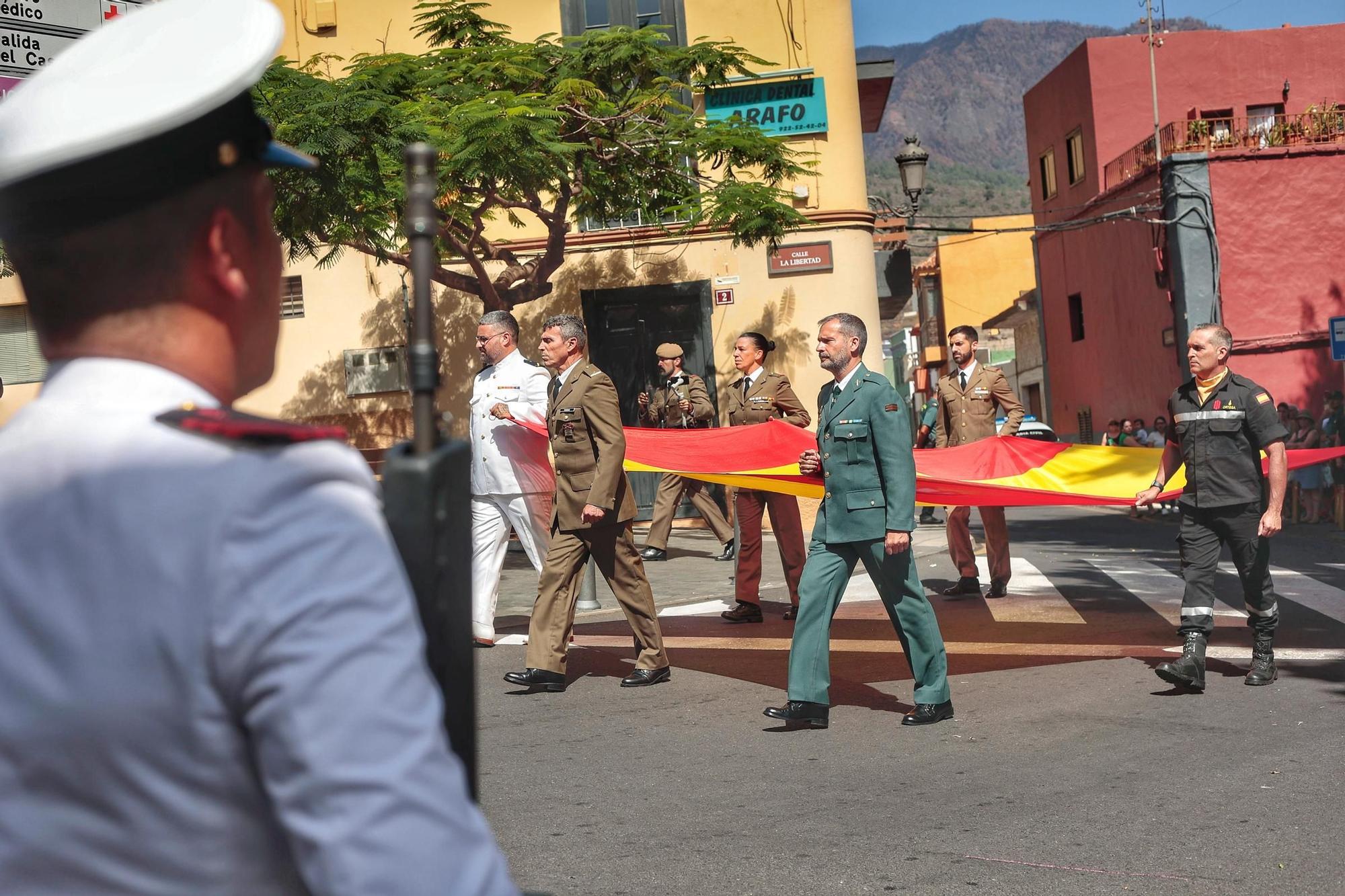 Acto de la bandera de la Fiesta Nacional en Arafo