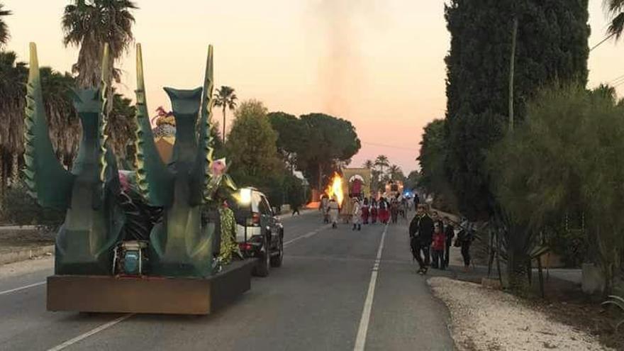 Un instante de la Cabalgata de Reyes Magos en Matola