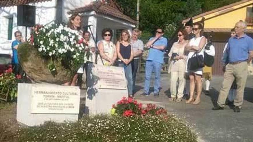 Tornín dedica su plaza al músico José Antonio Remis