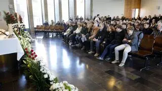 El emotivo adiós a Manolo Villanova, leyenda del Real Zaragoza: "Se ha ido un hombre bueno, un amigo"