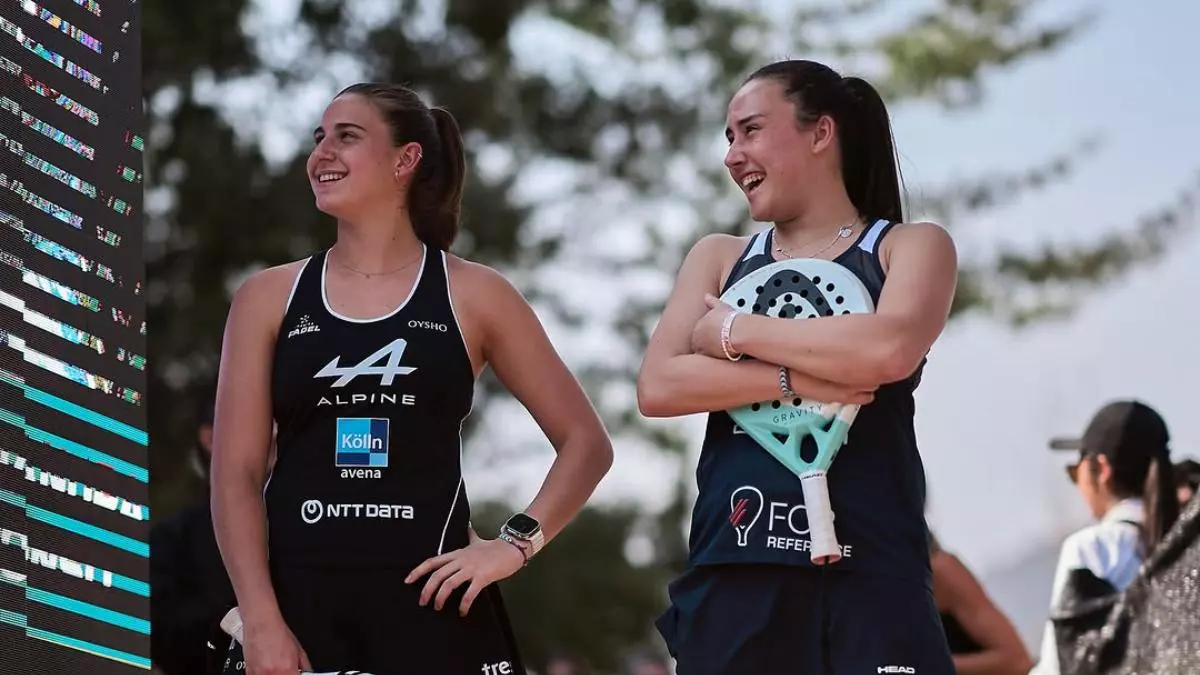 Oficial: Se rompe una de las parejas m芍s prometedoras